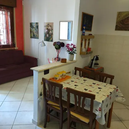 Casa Topprivacy&relax In Centro - Con Posto Auto Coperto * Латина